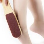 SHAPING AND FILING (FEET / HANDS EACH) تقليم وبرد للاضافر
