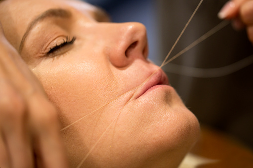 UPPERLIP THREADING/ شنب بالخي