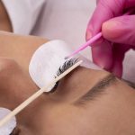 إزالة رموش كامل EYELASH EXTENSION REMOVAL